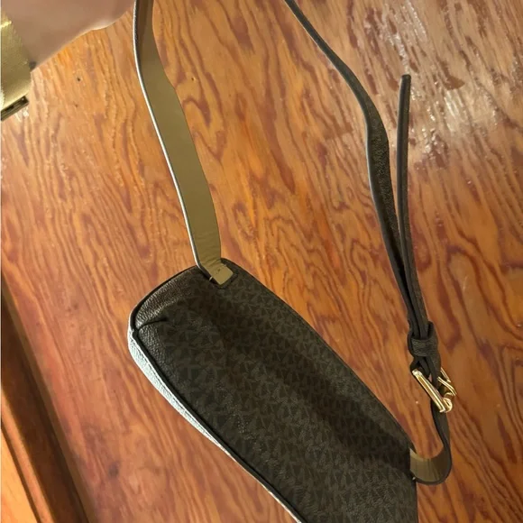 Michael Kors Brown Wristlet Bag Bags
